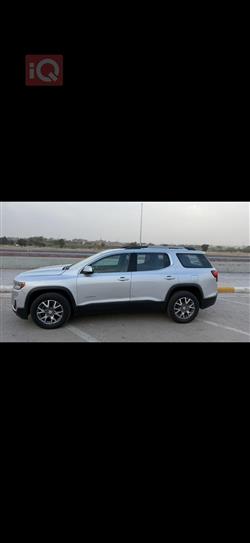 GMC Acadia